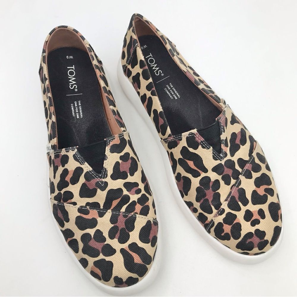 Toms Tan Black Leopard Print Slip On Casual Loafer Sneakers